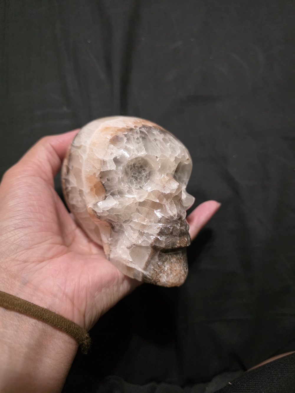 Onyx Skull Carving - White & Smoky Brown